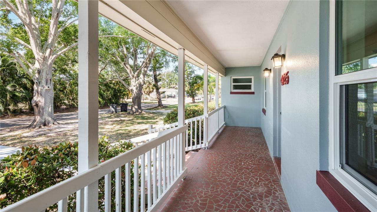 4725 Del Rio Way S, Gulfport, FL 33711 Photo