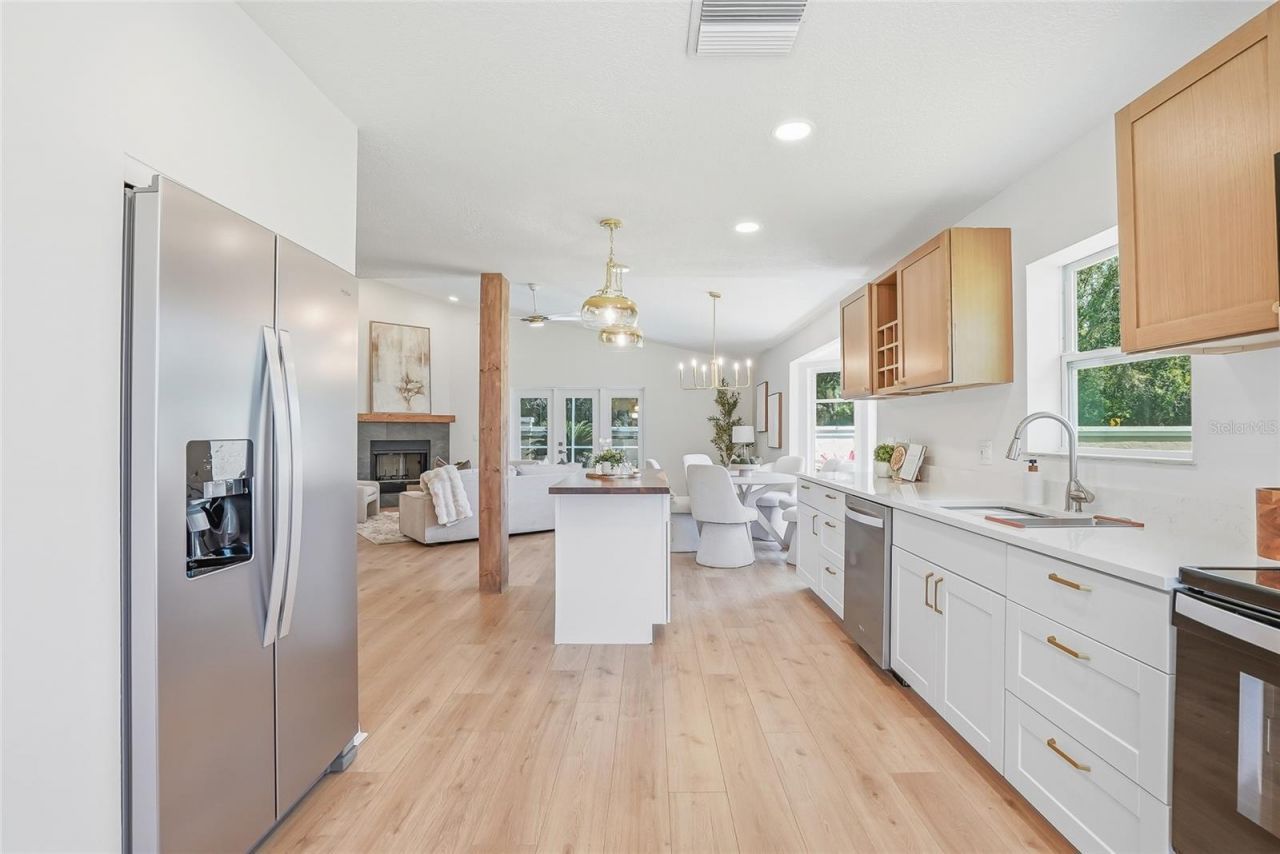 6119 55th Avenue Circle E, Bradenton, FL 34203 Photo