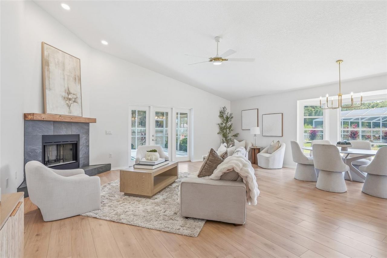 6119 55th Avenue Circle E, Bradenton, FL 34203 Photo