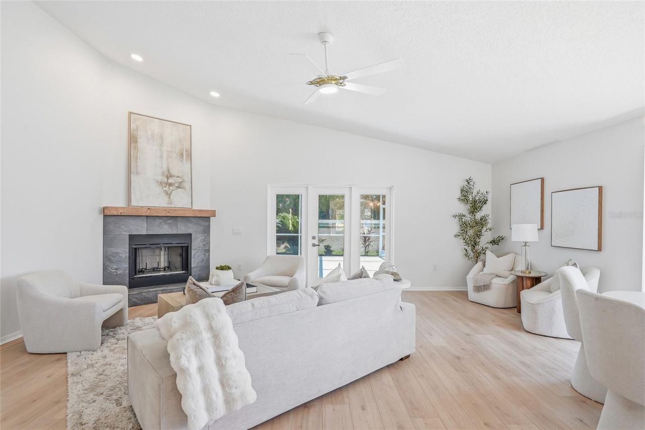 6119 55th Avenue Circle E, Bradenton, FL 34203 Photo