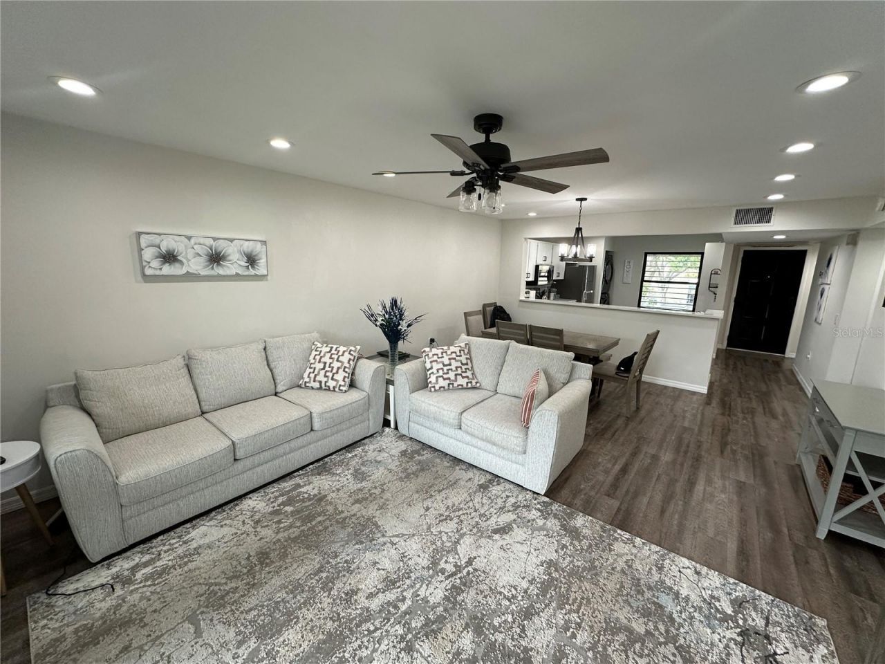 619 Spring Lakes Boulevard , Bradenton, FL 34210 Photo