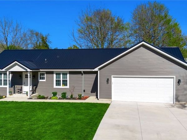 4691 Quarry Lane , Clarence, NY 14031