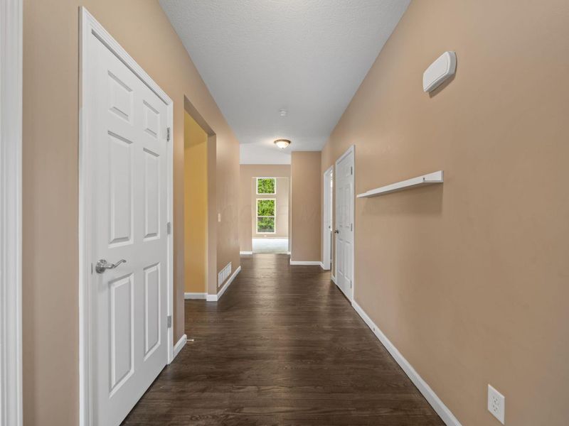 679 Greenwood Loop, Newark, OH 43055 Photo 8