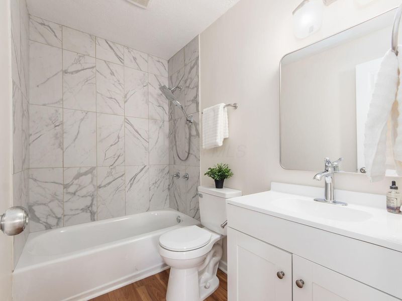 1386 E 22nd Avenue, Columbus, OH 43211 Photo 14