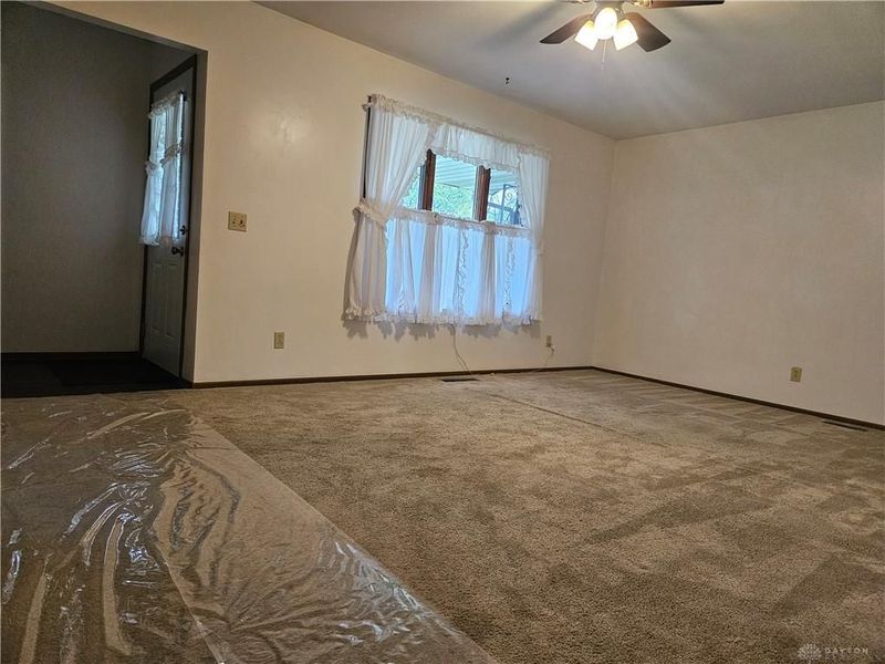 1141 W Brixton Drive, Springfield, OH 45503 Photo 6