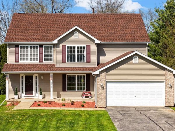 137 Lamplighter Loop , Poplar Grove, IL 61065