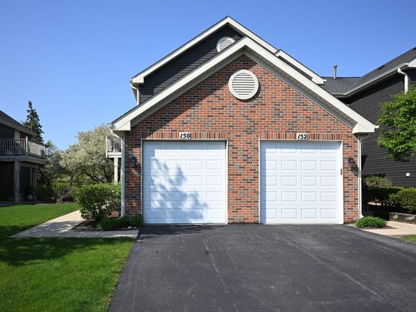 150 E Lake Ridge Drive , Glendale Heights, IL 60139