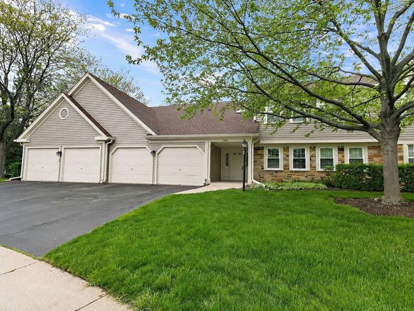 2838 Meadow Lane , Unit W2, Schaumburg, IL 60193