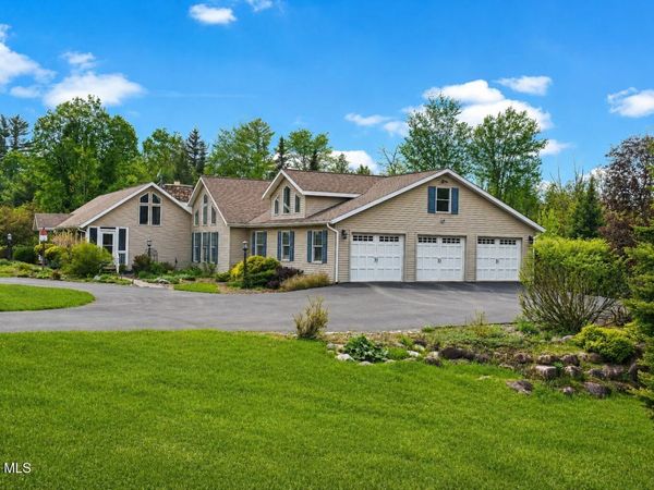 960 Olmstedville Road, North Creek, NY 12853