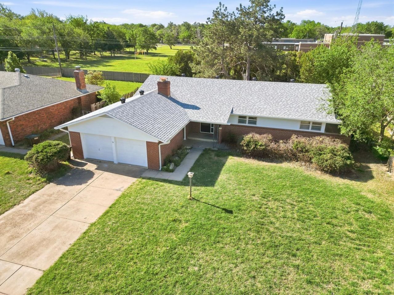 2301 W 16th St N, Wichita, KS 67203 Main Photo