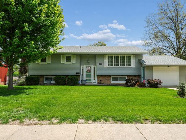 3707 SW 7th Street, Des Moines, IA 50315