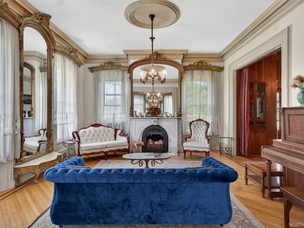 19 High Street , Chester, NY 10918