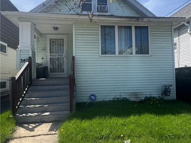 240 Hagen Street , Buffalo, NY 14215