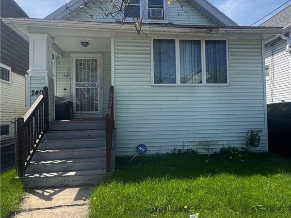 240 Hagen Street , Buffalo, NY 14215
