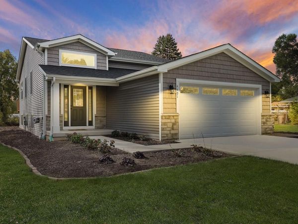 4401 122nd STREET, Pleasant Prairie, WI 53158