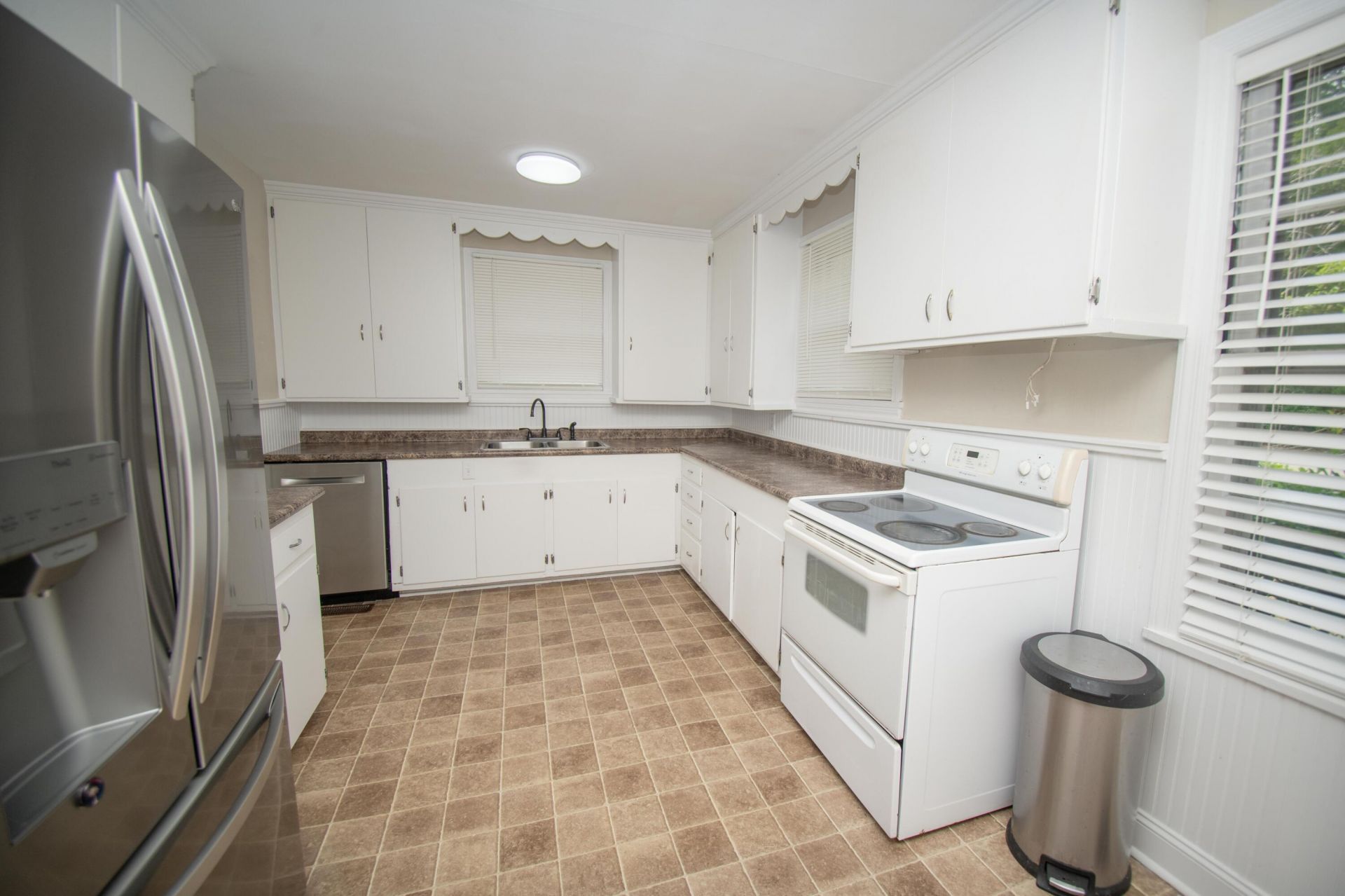 101 Brabham Street Photo 10