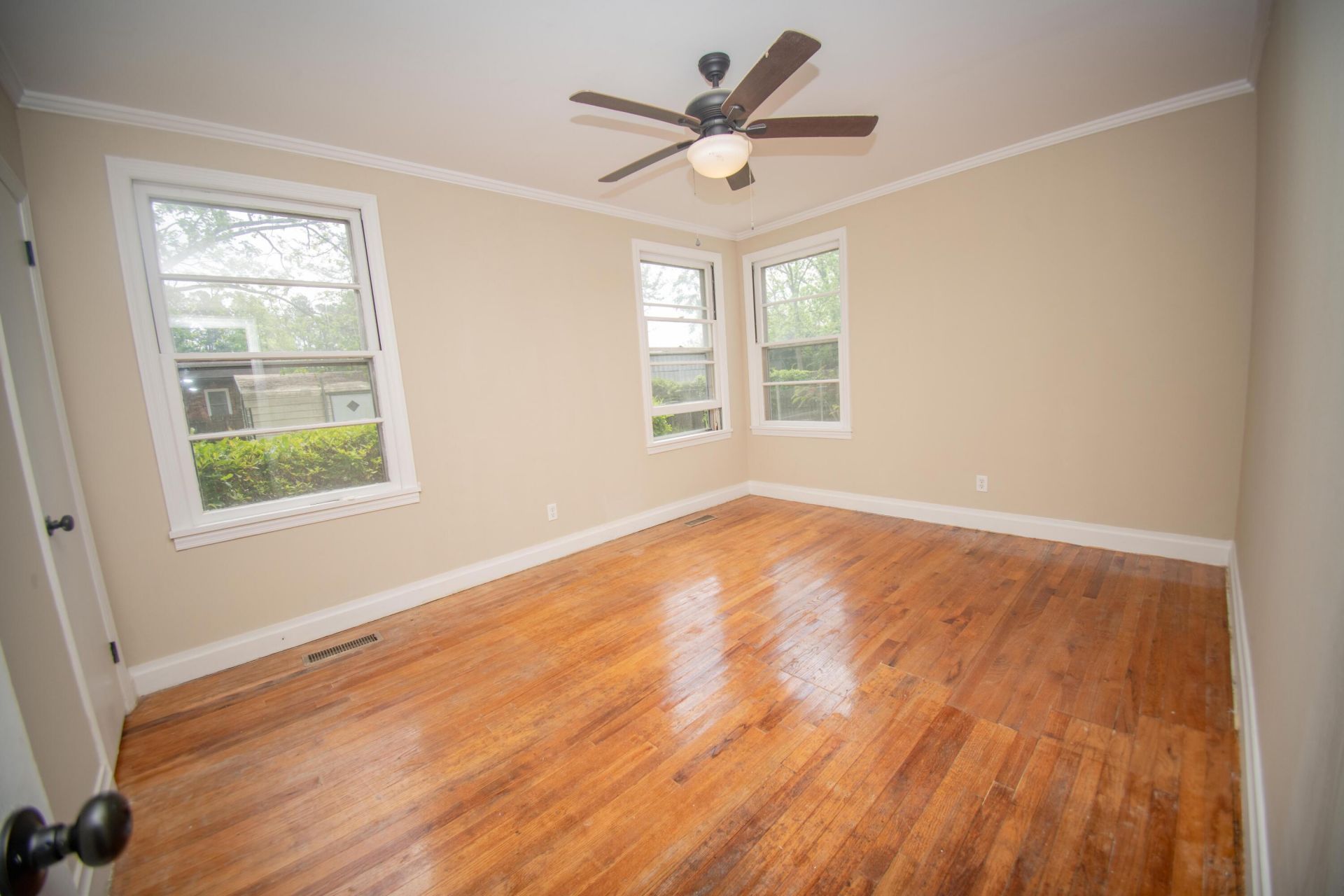 101 Brabham Street Photo 17