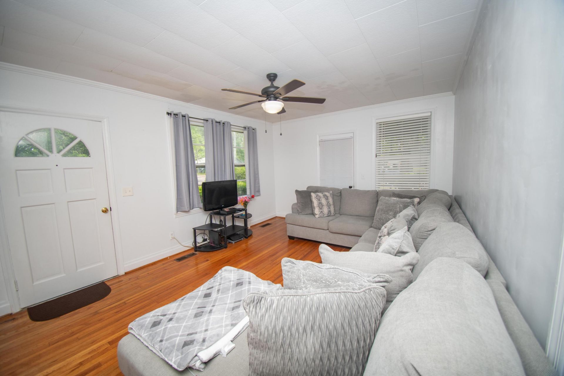 101 Brabham Street Photo 4