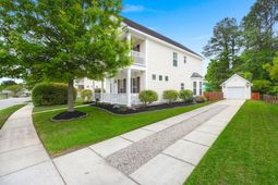 189 Avonshire Drive photo 4