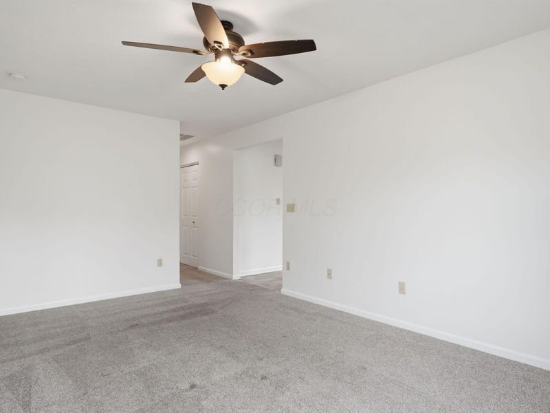 681 Maple Avenue , Newark, OH 43055 Photo 10