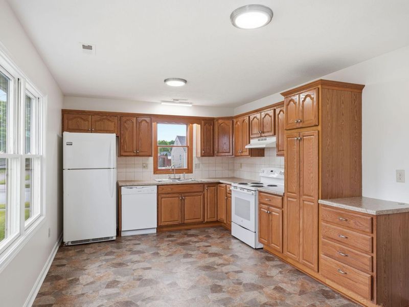 681 Maple Avenue , Newark, OH 43055 Photo 16