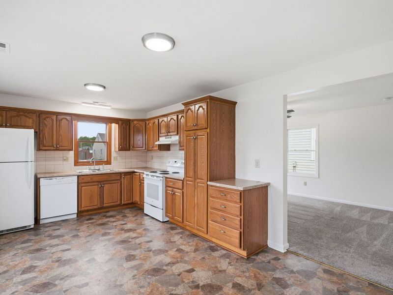 681 Maple Avenue , Newark, OH 43055 Photo 17