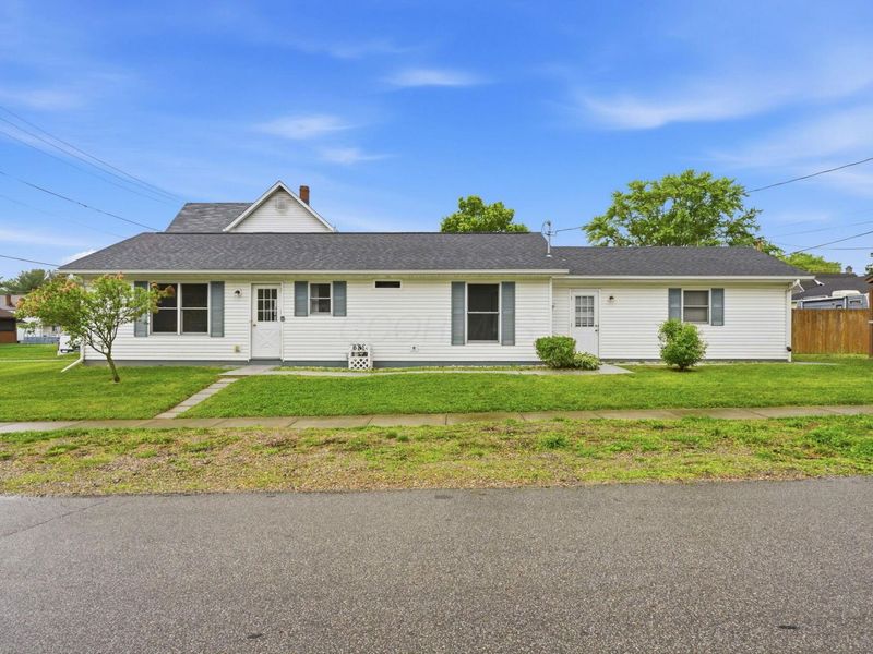 681 Maple Avenue , Newark, OH 43055 Photo 4