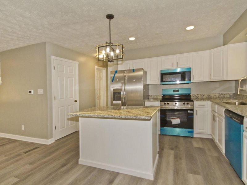 2087 Seaforth Place , Columbus, OH 43232 Photo 10