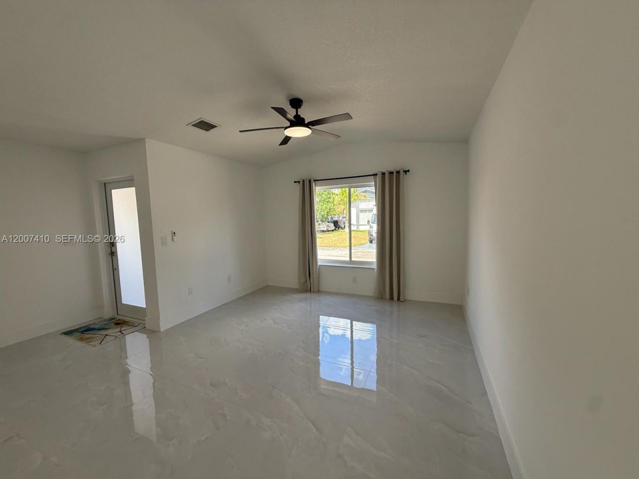 10058 SW 156th Ct , Miami, FL 33196 Photo