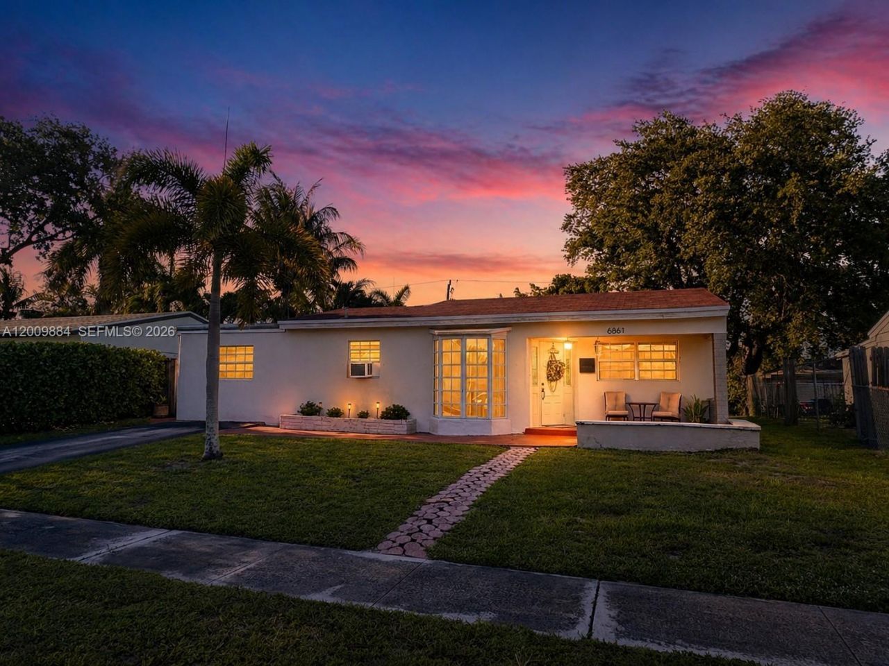 6861 Freedom St , Hollywood, FL 33024 Photo