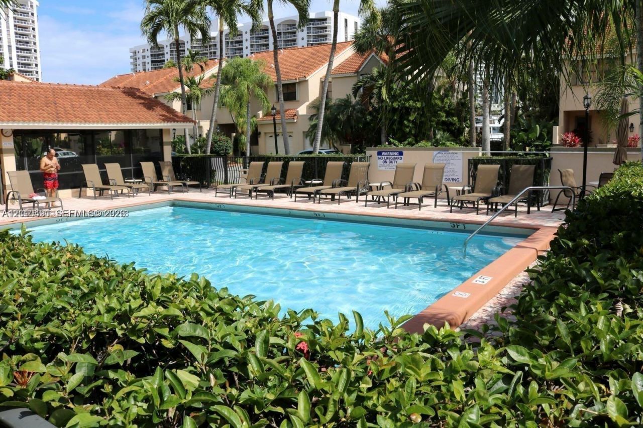 21120 Jib Ct, Unit K12, Aventura, FL 33180 Photo