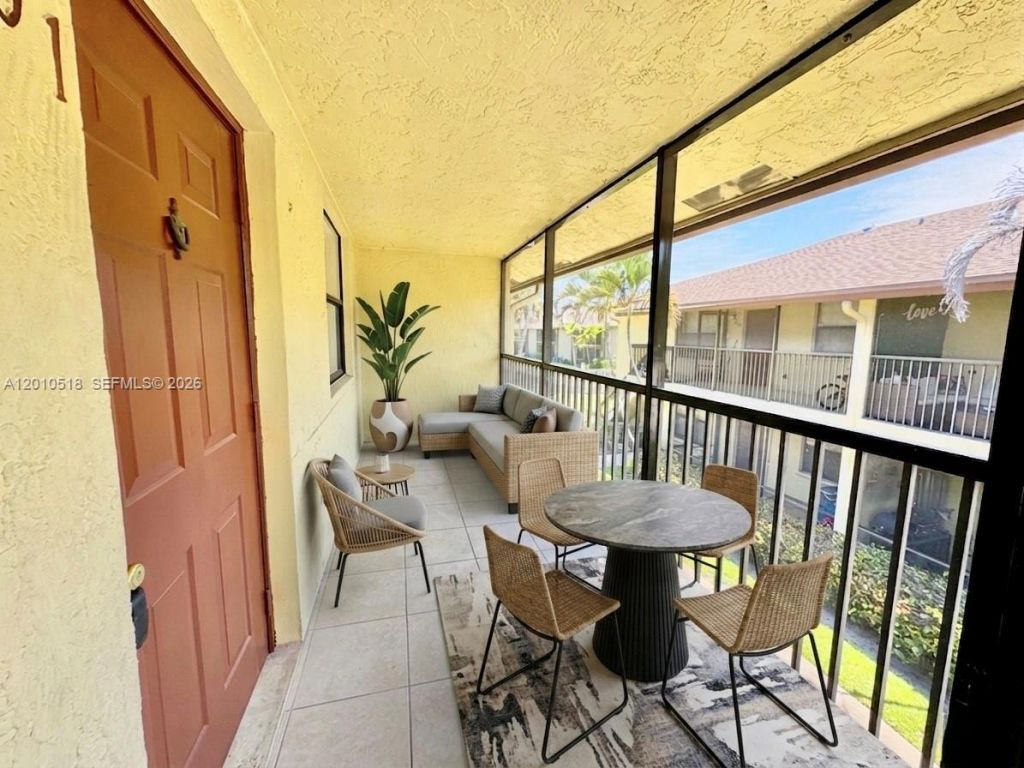 10031 Winding Lake Rd , Unit 201, Sunrise, FL 33351 Photo