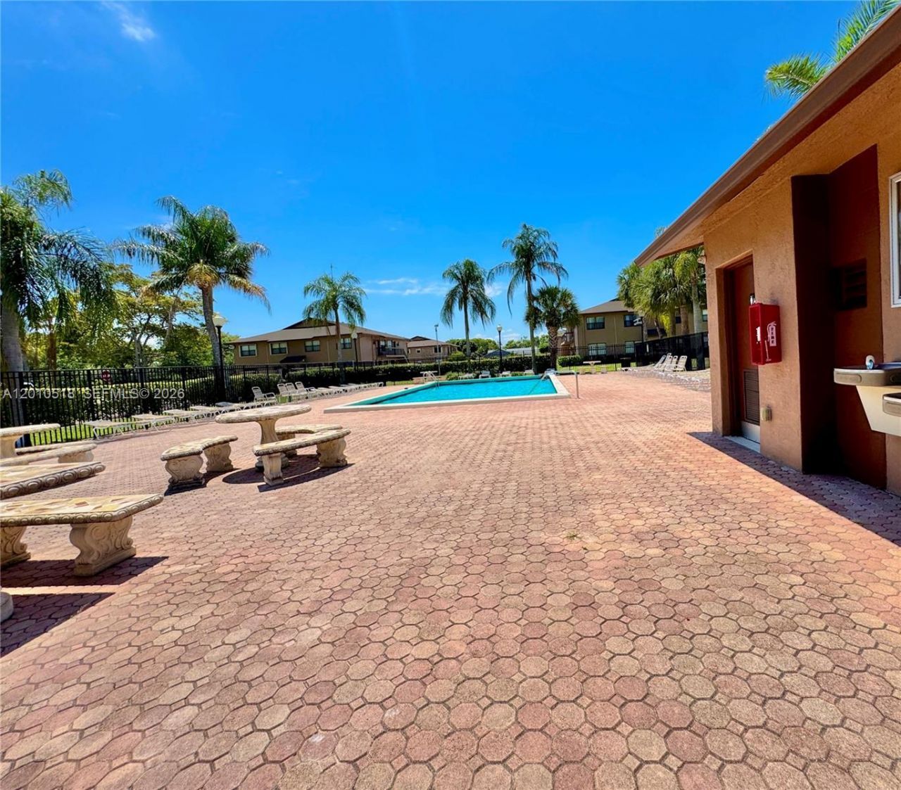 10031 Winding Lake Rd , Unit 201, Sunrise, FL 33351 Photo
