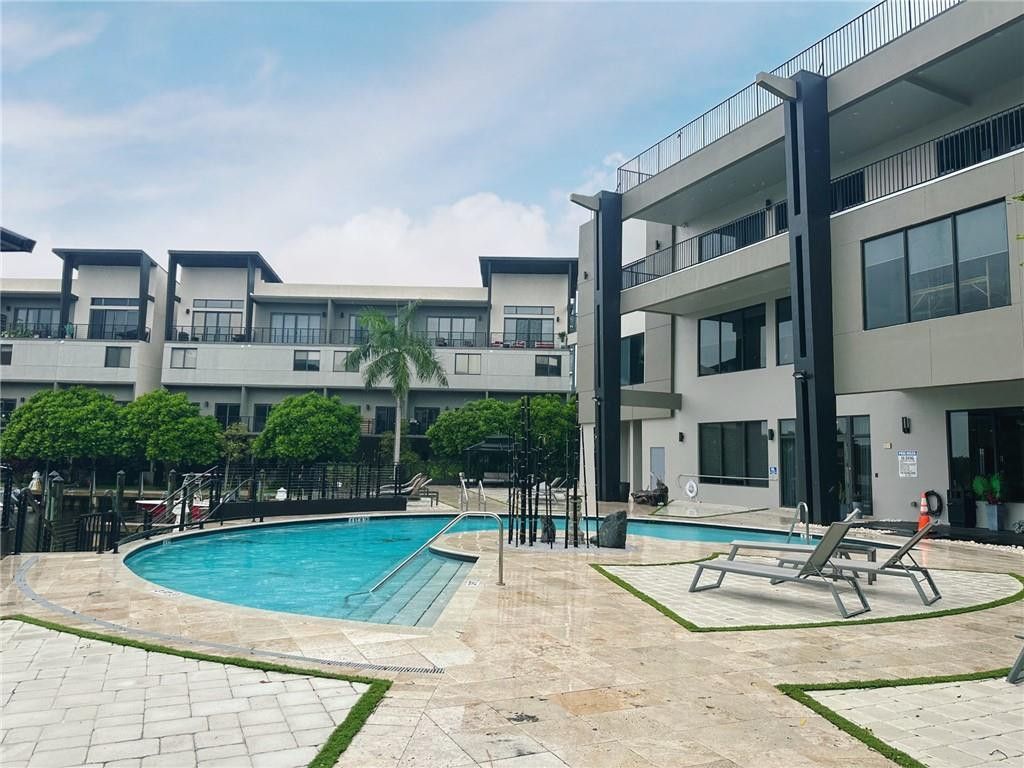 113 SE 1st Circle, Pompano Beach, FL 33060 Photo