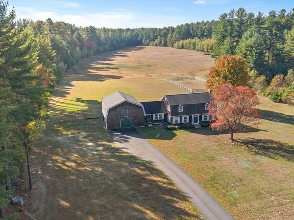 54 Depot St, Dunstable, MA 01827