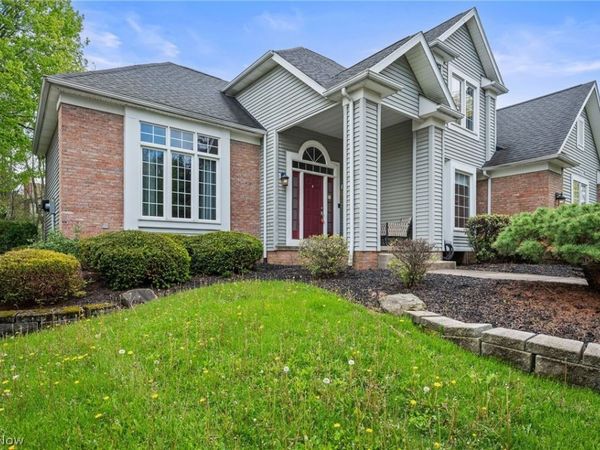 4715 Hilary Circle , Stow, OH 44224