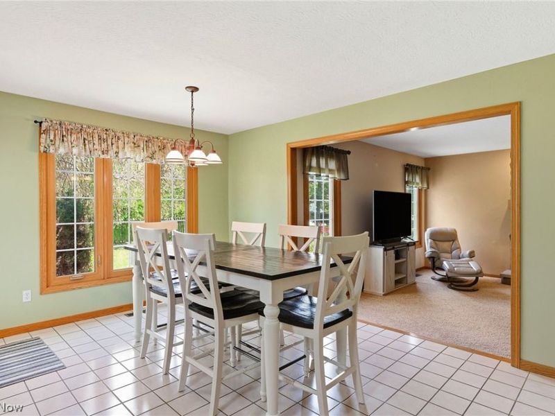 4715 Hilary Circle, Stow, OH 44224 Photo 12