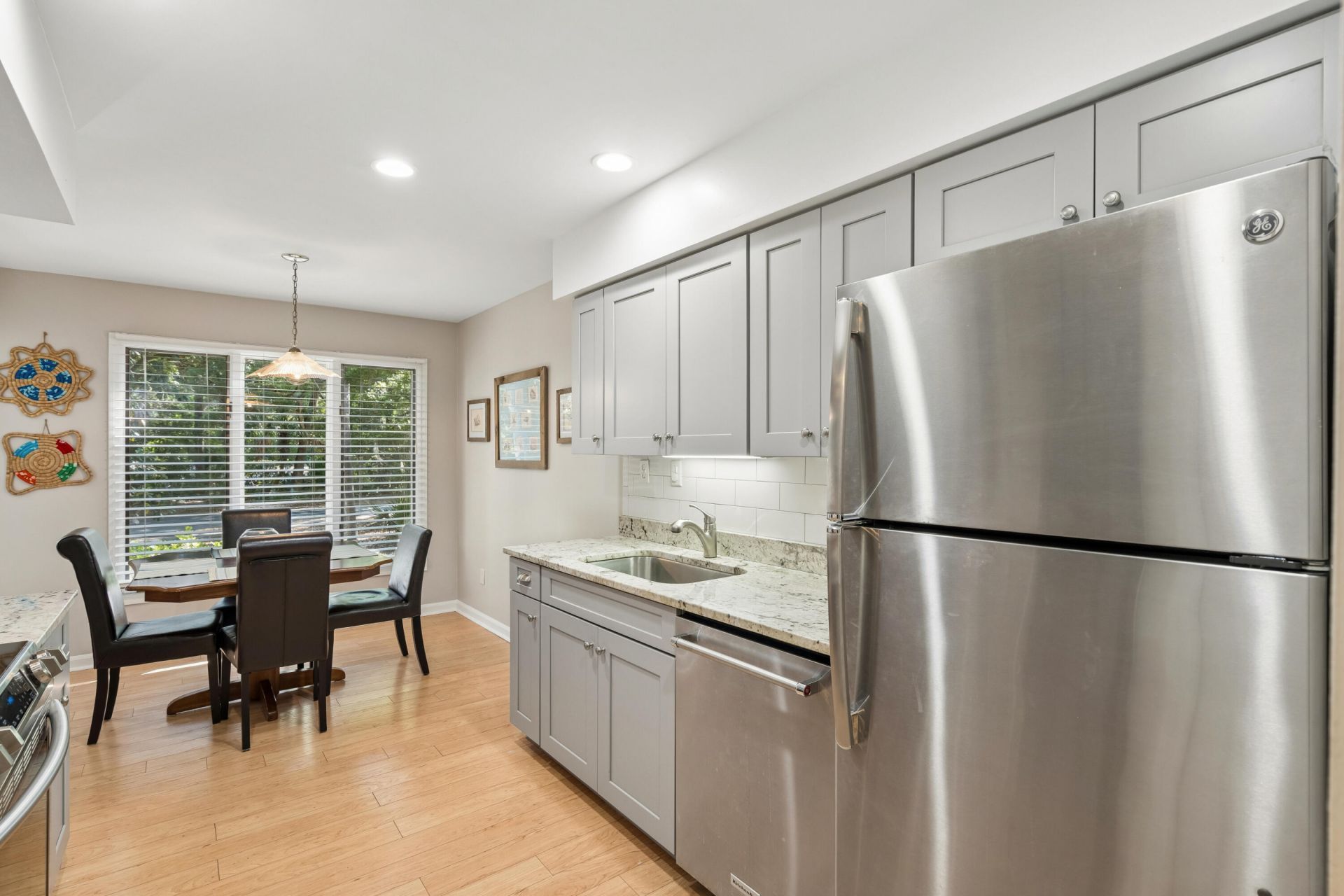 5563 Green Dolphin Way Photo 12