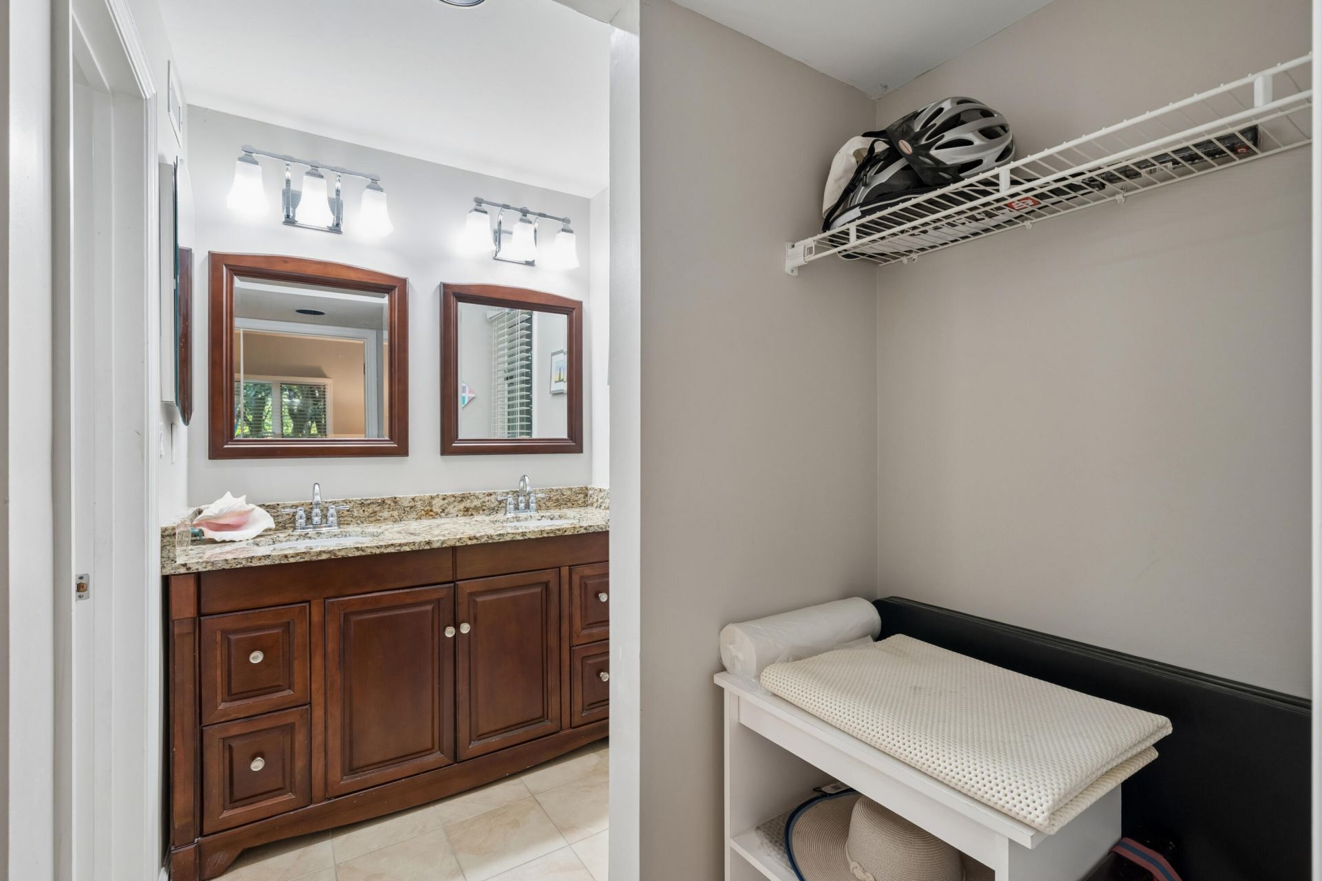 5563 Green Dolphin Way Photo 23