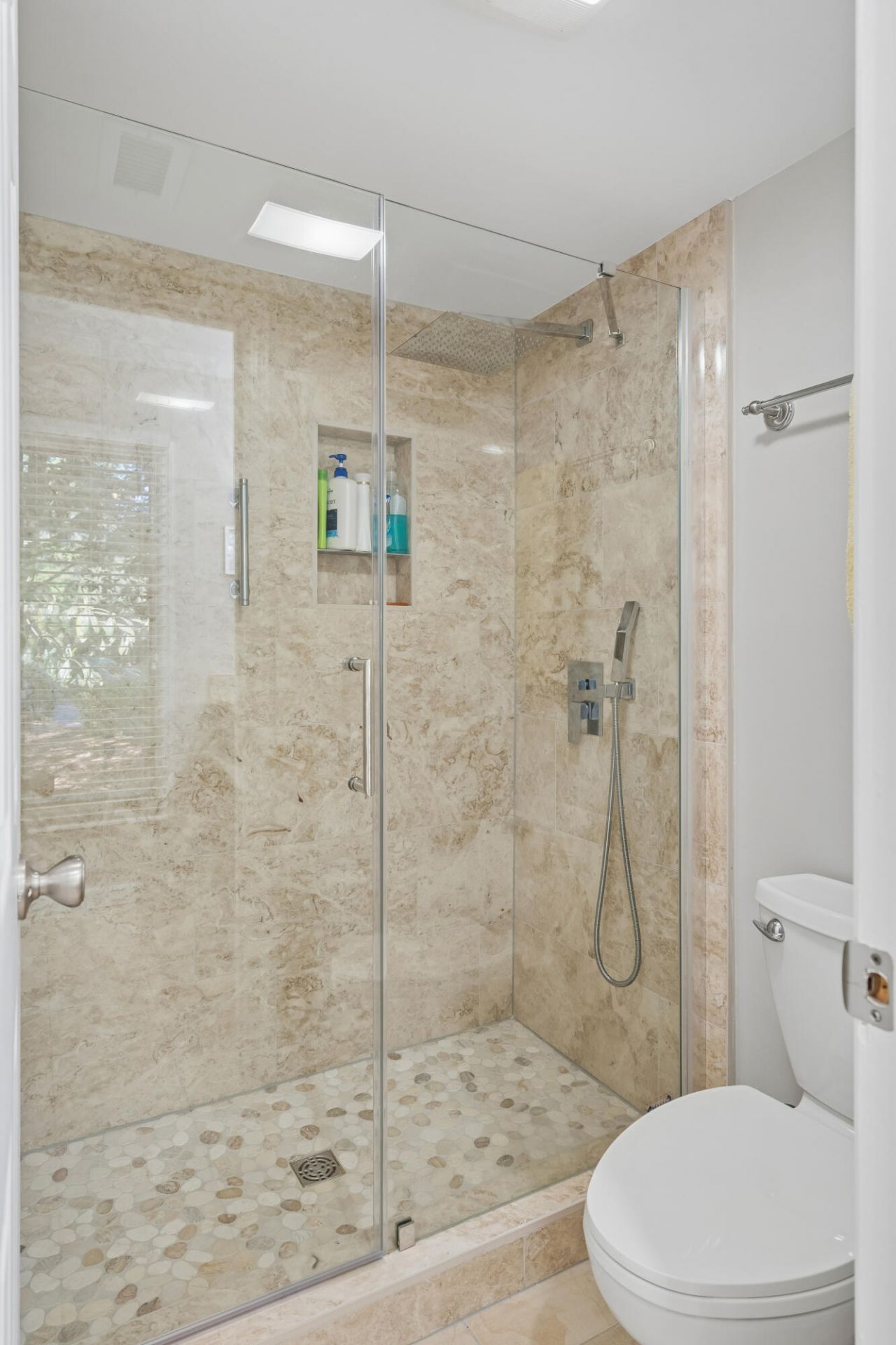 5563 Green Dolphin Way Photo 26