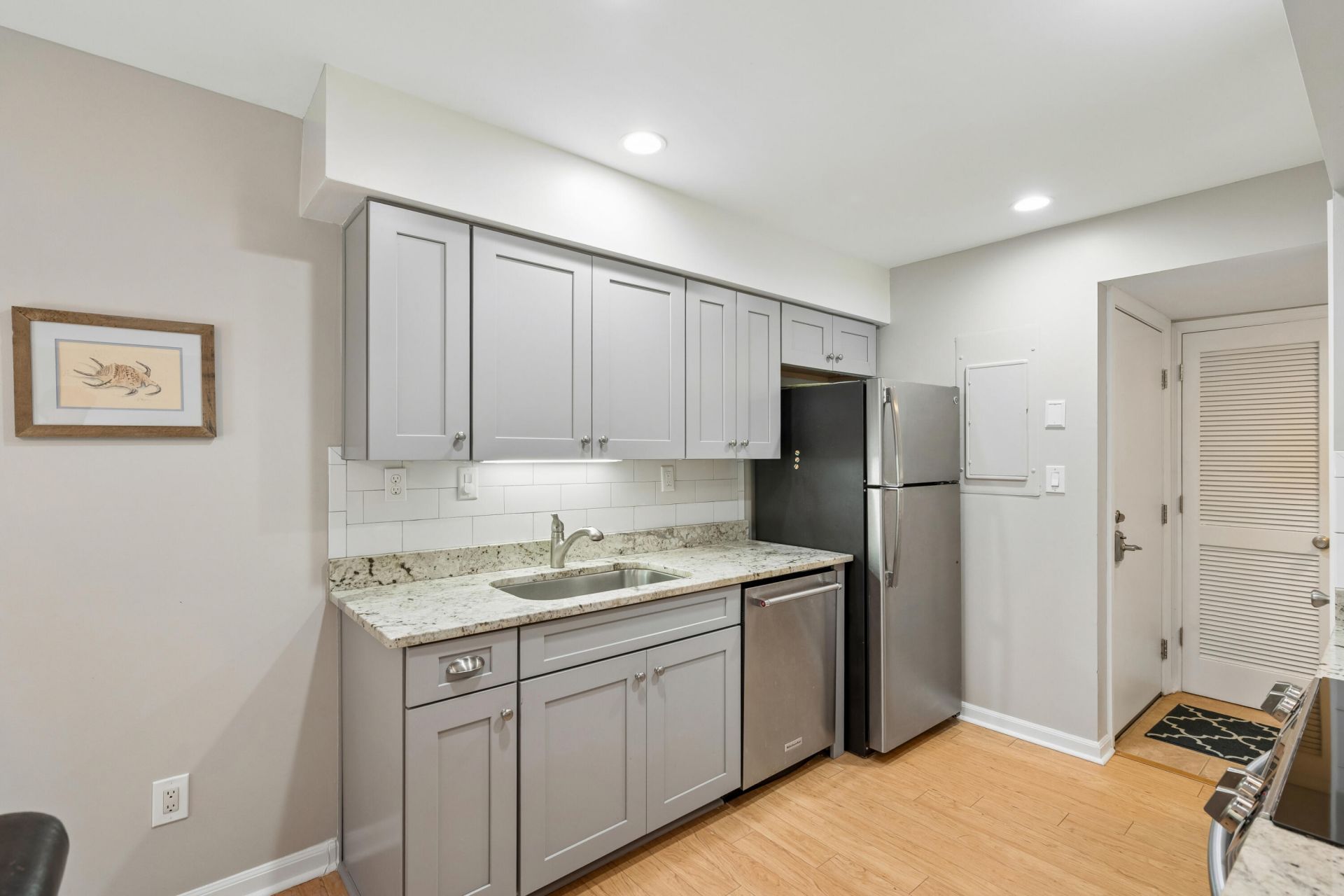 5563 Green Dolphin Way Photo 8