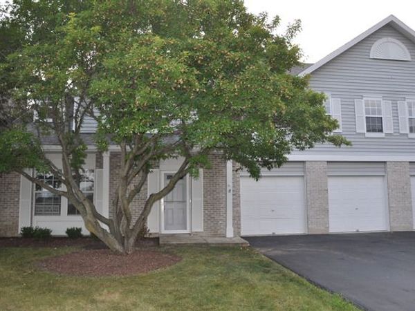 101 S Oakhurst Drive , Aurora, IL 60504