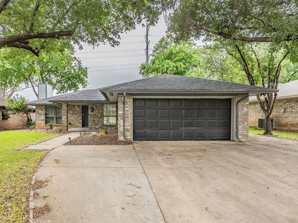 514 Parsley Lane, Euless, TX 76039