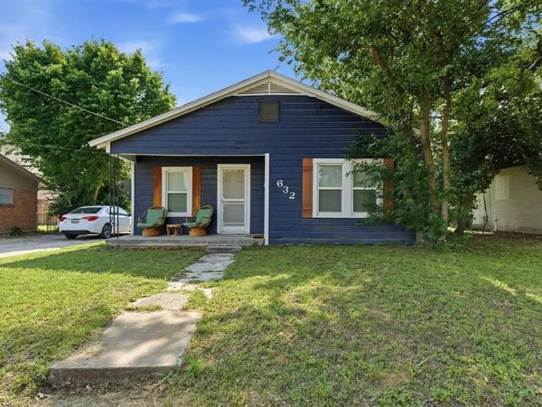 632 N Ollie Street , Stephenville, TX 76401