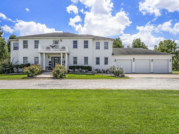 928 N Calumet Avenue , Chesterton, IN 46304