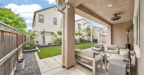 8852 Upbeat Way, Elk Grove, CA 95757 Photo