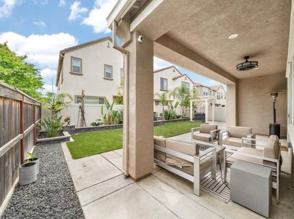 8852 Upbeat Way, Elk Grove, CA 95757 Photo