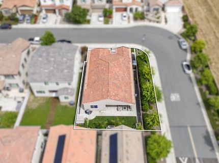 8852 Upbeat Way, Elk Grove, CA 95757 Photo