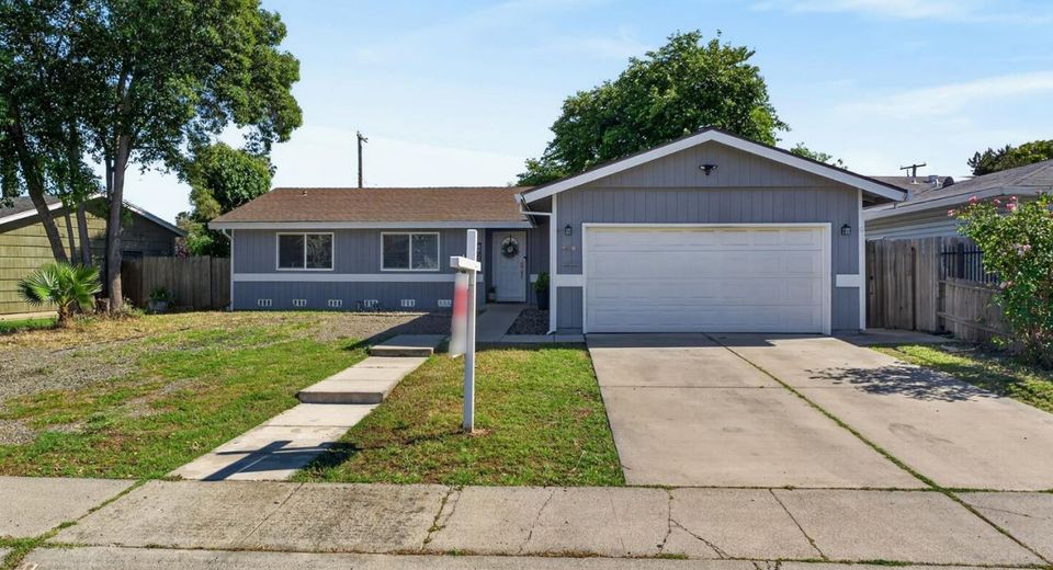 4920 Sky Pkwy, Sacramento, CA 95823 Photo