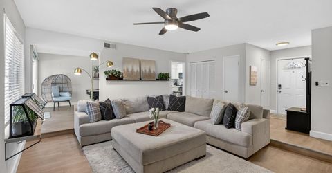 4920 Sky Pkwy, Sacramento, CA 95823 Photo